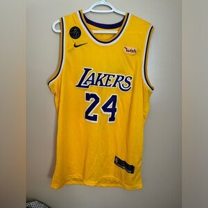 Oklamahoma Westbrook & LA Lakers Kobe Bryant